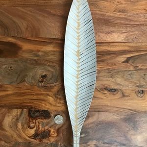 Latimeria leaf presentation plate *NWOT*